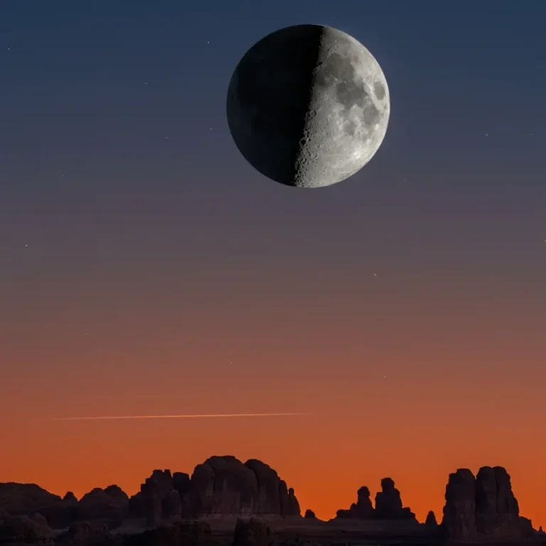 first-quarter-moon-in-sky