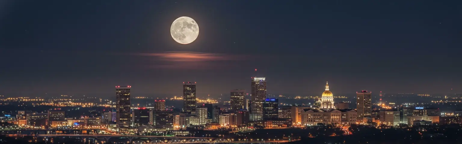 moon-rising-over-des-moines-iowa-city-background