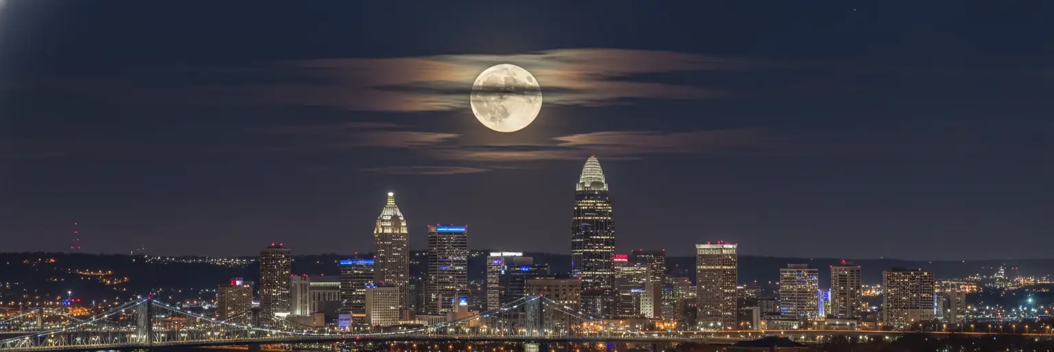 moonrise-over-cincinnati