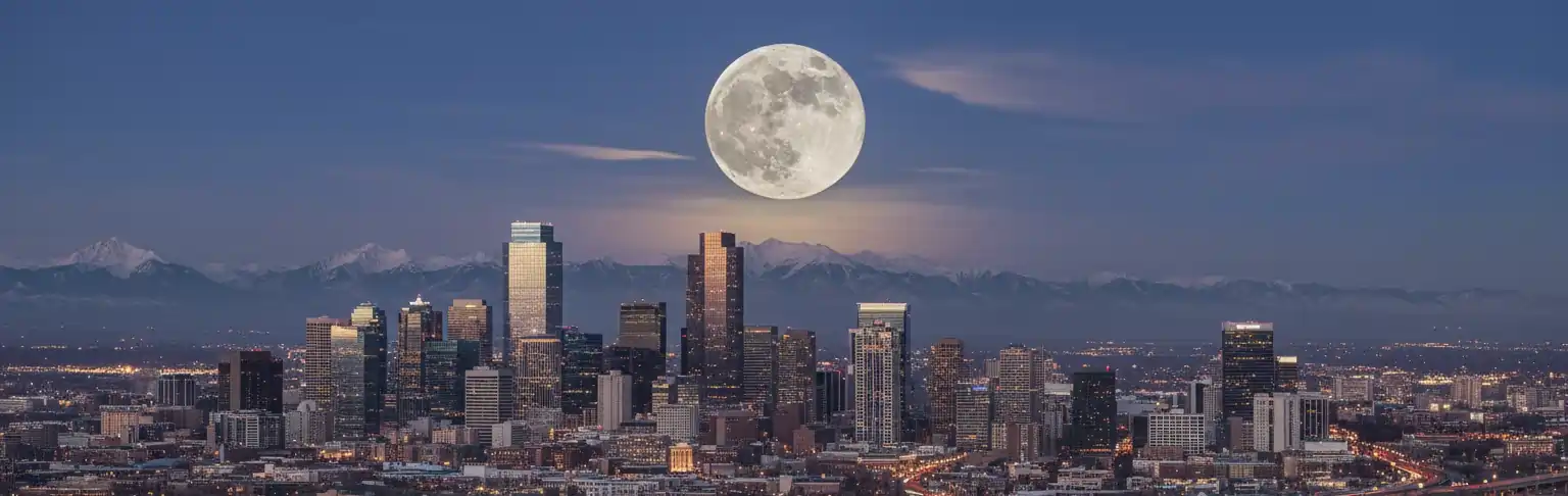 moonrise-over-denver