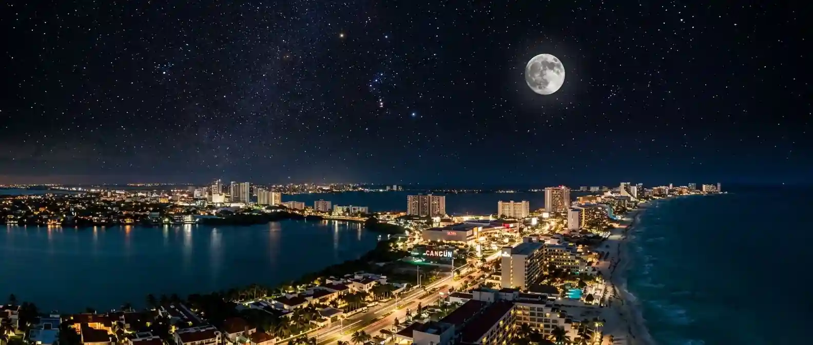 Cancun, Mexico-moonrise-over-water