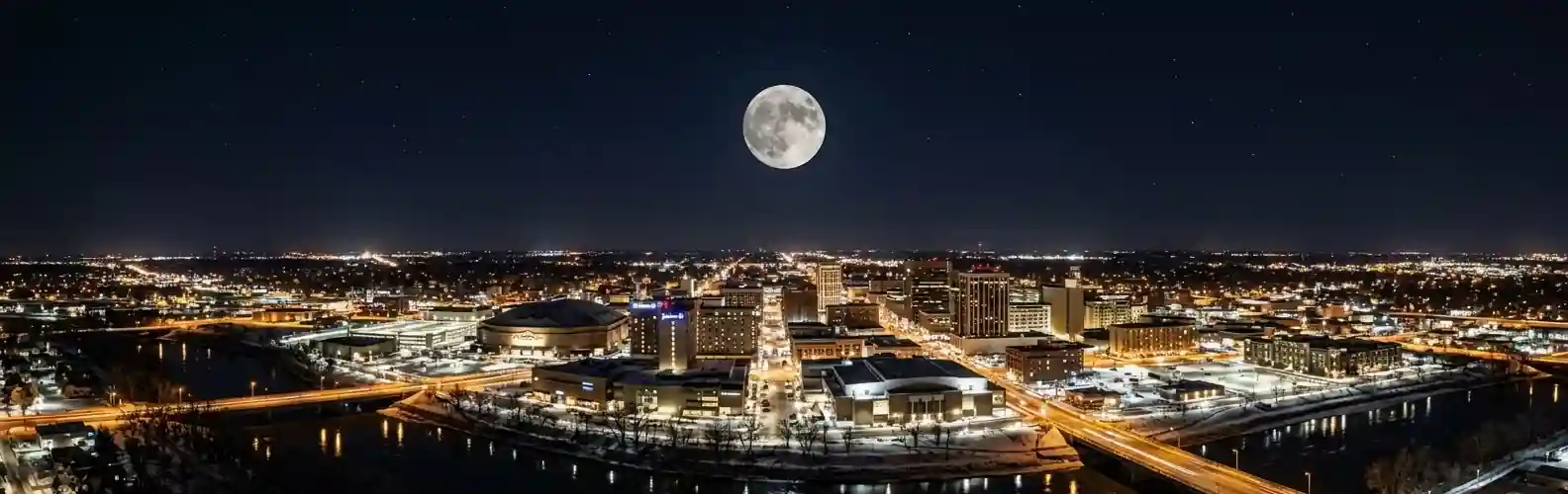 moon-over-fargo-north-dakota
